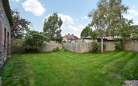 The Garden Flat At Walnut Tree House